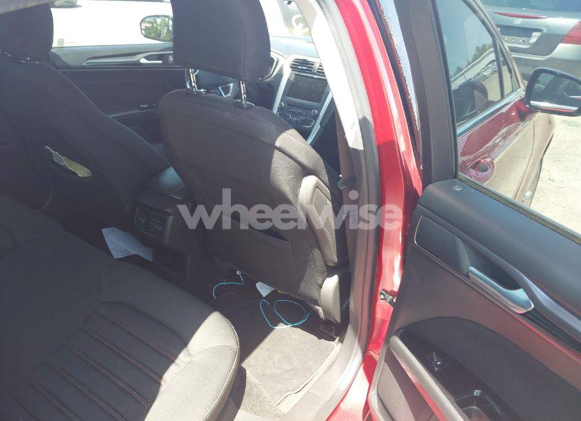 Photo 8 of 2016 Ford Fusion SE (VIN 3FA6P0HD9GR266338)