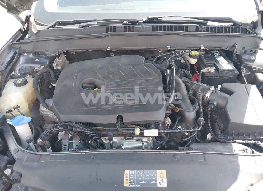 Photo 10 of 2016 Ford Fusion SE (VIN 3FA6P0HD9GR297069)