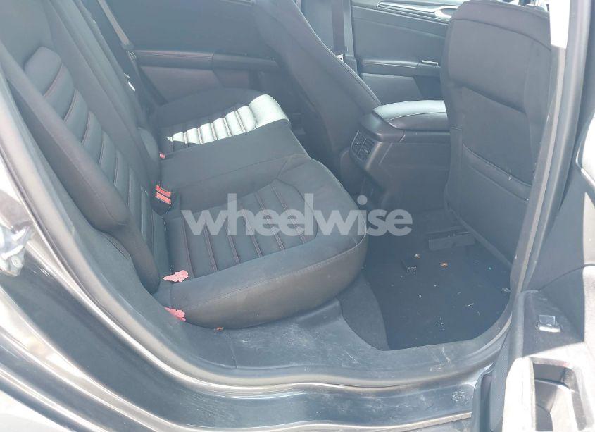 Photo 8 of 2016 Ford Fusion SE (VIN 3FA6P0HD9GR297069)