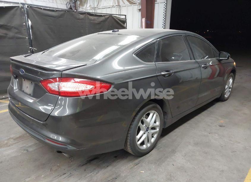 Photo 4 of 2016 Ford Fusion SE (VIN 3FA6P0HD9GR328918)