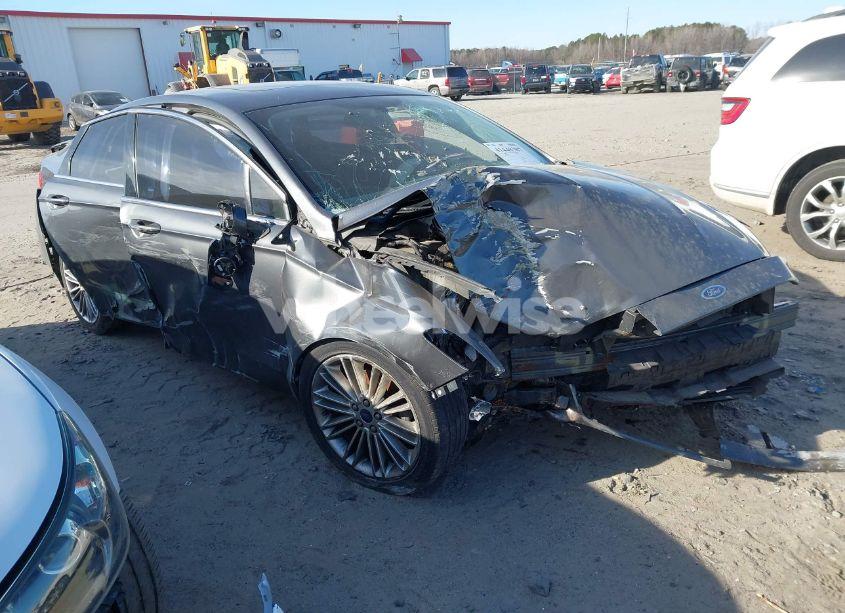 2016 Ford Fusion SE (VIN 3FA6P0HD9GR335996) main photo