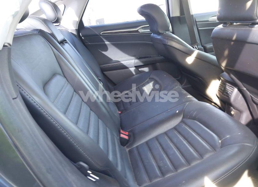 Photo 8 of 2016 Ford Fusion SE (VIN 3FA6P0HD9GR335996)