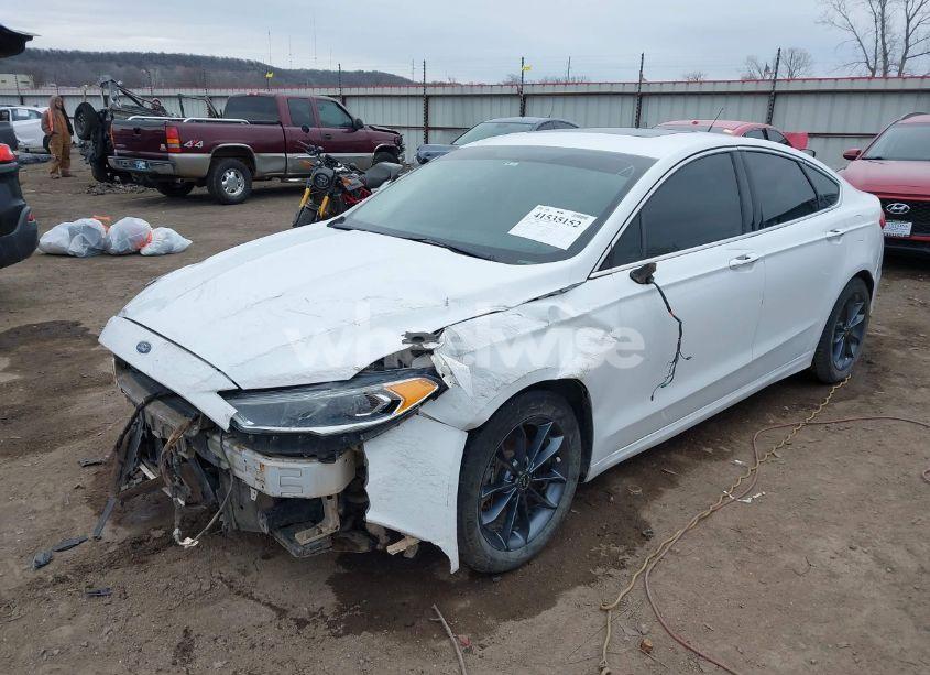 Photo 2 of 2017 Ford Fusion SE (VIN 3FA6P0HD9HR114495)