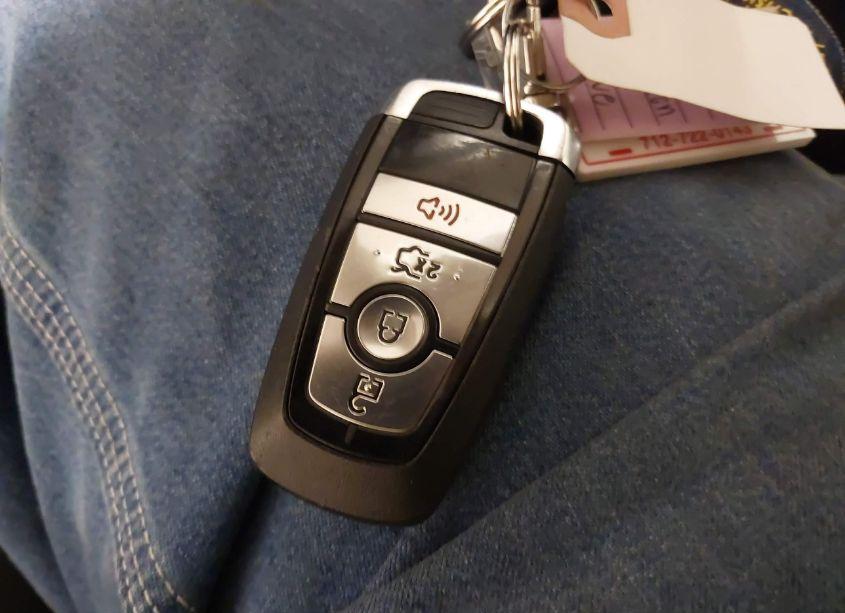 Photo 11 of 2017 Ford Fusion SE (VIN 3FA6P0HD9HR129675)