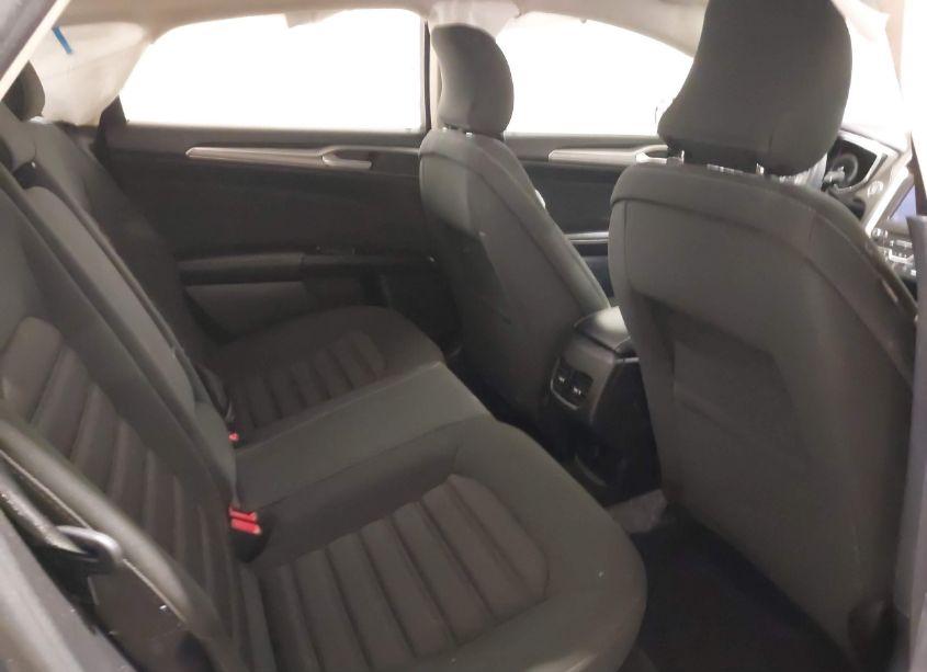 Photo 8 of 2017 Ford Fusion SE (VIN 3FA6P0HD9HR129675)