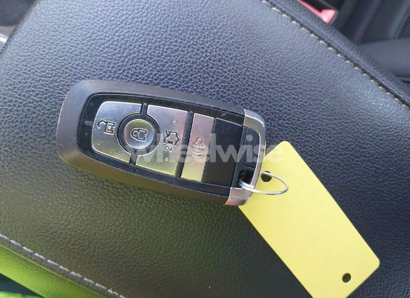 Photo 11 of 2017 Ford Fusion SE (VIN 3FA6P0HD9HR137825)