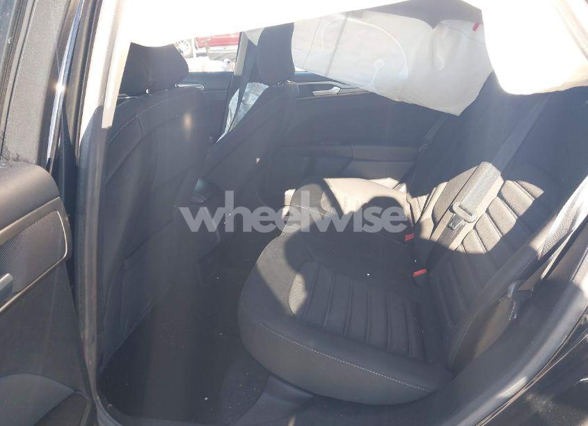 Photo 8 of 2017 Ford Fusion SE (VIN 3FA6P0HD9HR137825)