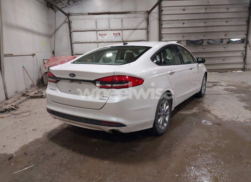 Photo 4 of 2017 Ford Fusion SE (VIN 3FA6P0HD9HR218789)