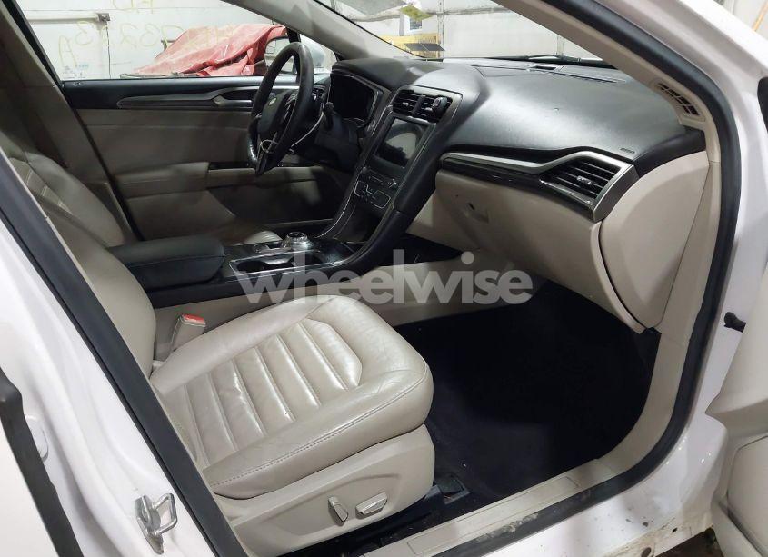 Photo 5 of 2017 Ford Fusion SE (VIN 3FA6P0HD9HR218789)