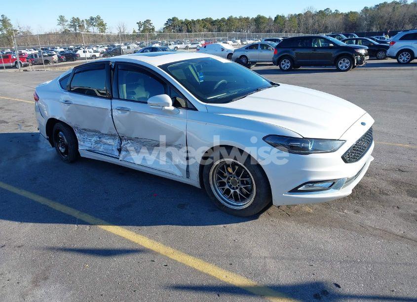 2017 Ford Fusion SE (VIN 3FA6P0HD9HR256832) main photo
