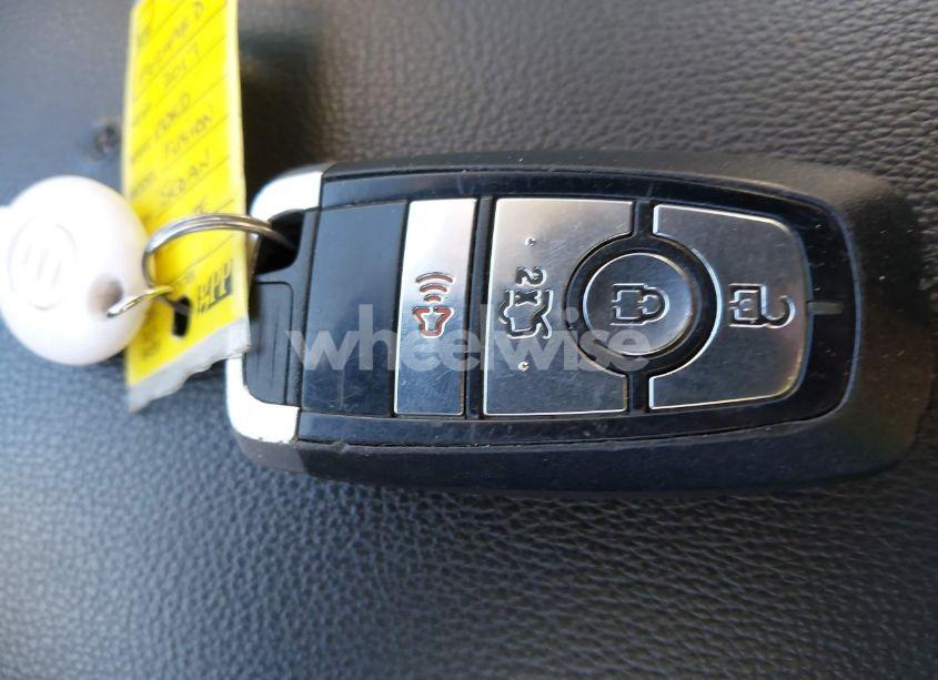 Photo 11 of 2017 Ford Fusion SE (VIN 3FA6P0HD9HR256832)