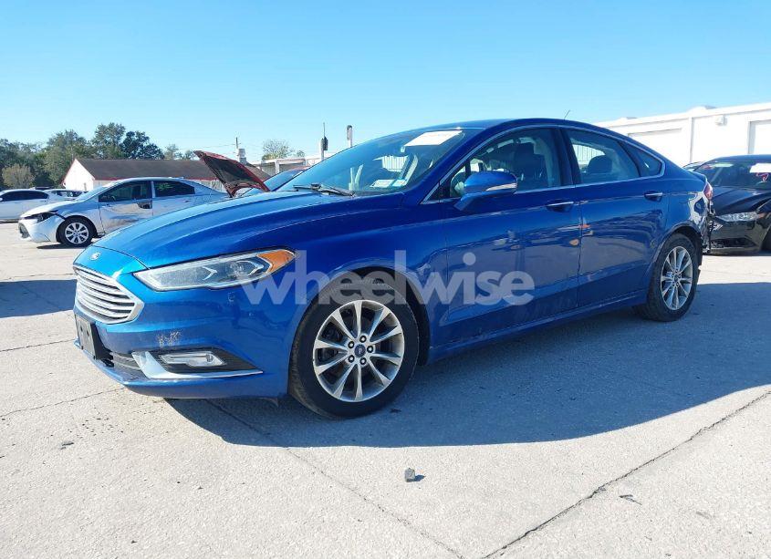 Photo 2 of 2017 Ford Fusion SE (VIN 3FA6P0HD9HR271766)