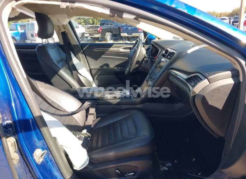 Photo 5 of 2017 Ford Fusion SE (VIN 3FA6P0HD9HR271766)