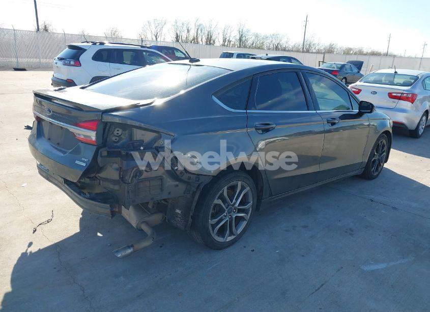 Photo 4 of 2017 Ford Fusion SE (VIN 3FA6P0HD9HR274019)