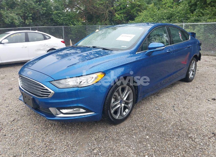 Photo 2 of 2017 Ford Fusion SE (VIN 3FA6P0HD9HR282895)