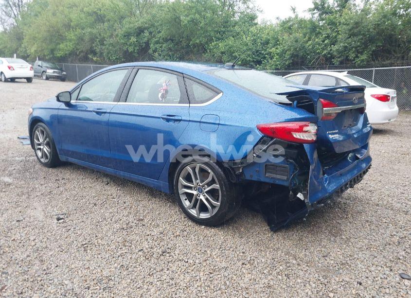 Photo 3 of 2017 Ford Fusion SE (VIN 3FA6P0HD9HR282895)