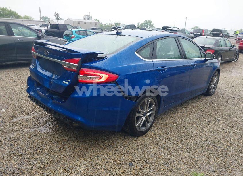 Photo 4 of 2017 Ford Fusion SE (VIN 3FA6P0HD9HR282895)