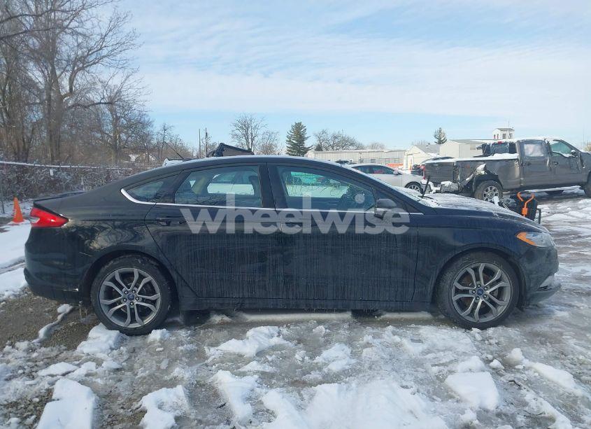 Photo 13 of 2017 Ford Fusion SE (VIN 3FA6P0HD9HR310808)