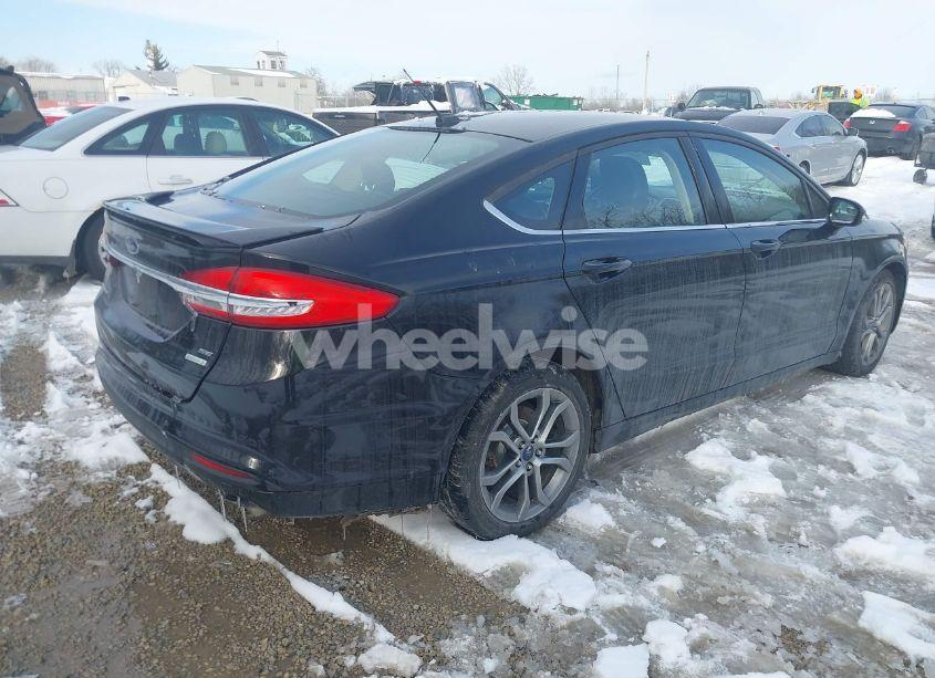 Photo 4 of 2017 Ford Fusion SE (VIN 3FA6P0HD9HR310808)