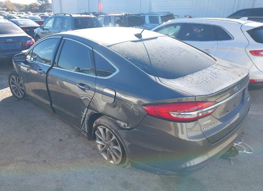 Photo 3 of 2017 Ford Fusion SE (VIN 3FA6P0HD9HR334851)