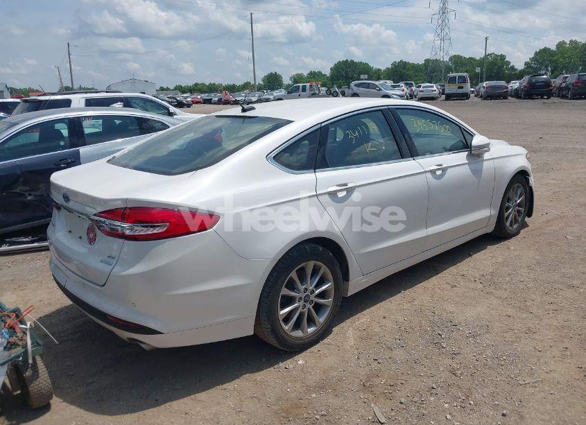 Photo 4 of 2017 Ford Fusion SE (VIN 3FA6P0HD9HR341119)
