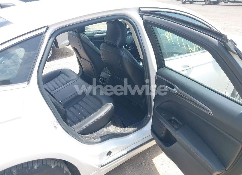 Photo 8 of 2017 Ford Fusion SE (VIN 3FA6P0HD9HR341119)