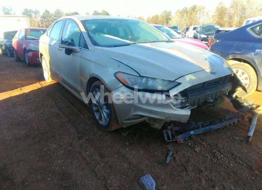 2017 Ford Fusion SE (VIN 3FA6P0HD9HR363606) main photo