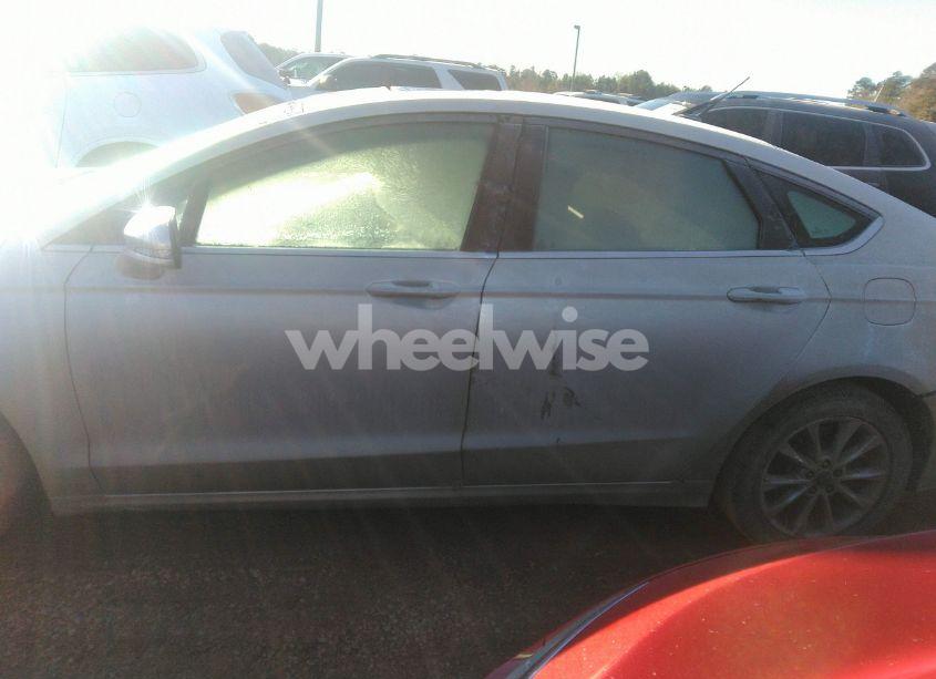 Photo 14 of 2017 Ford Fusion SE (VIN 3FA6P0HD9HR363606)