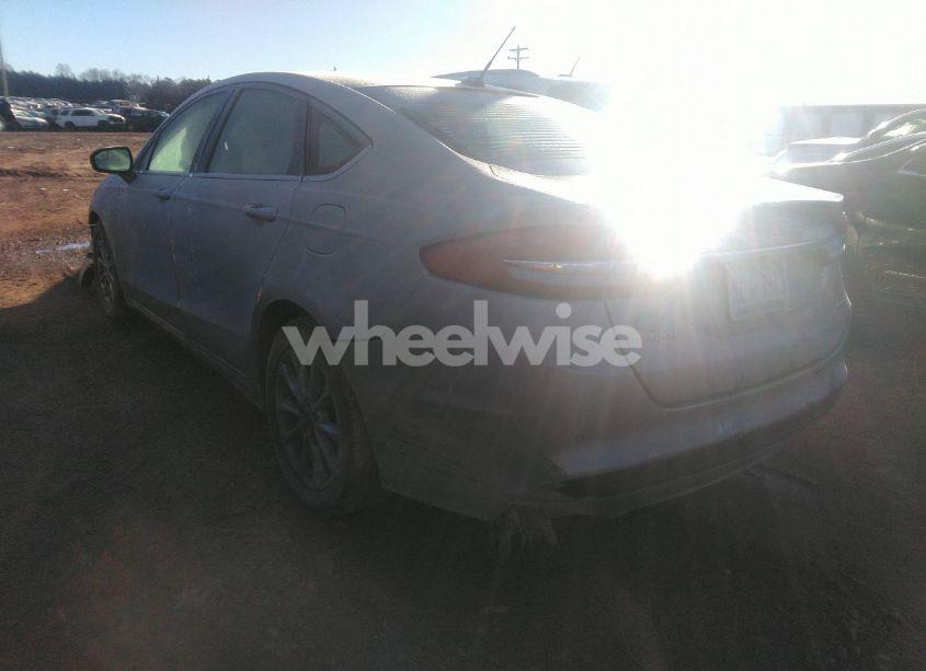 Photo 3 of 2017 Ford Fusion SE (VIN 3FA6P0HD9HR363606)