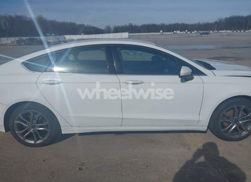 Photo 13 of 2017 Ford Fusion SE (VIN 3FA6P0HD9HR371978)