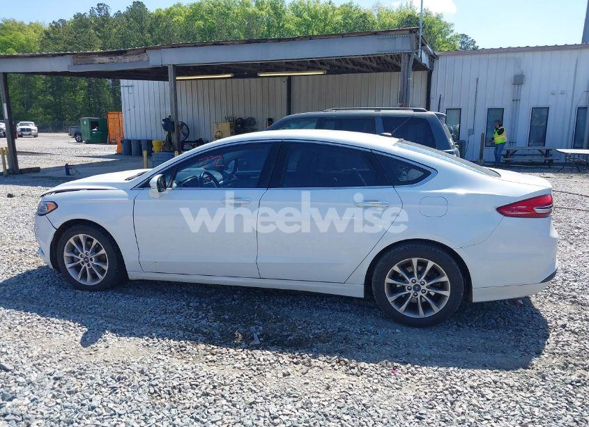 Photo 14 of 2017 Ford Fusion SE (VIN 3FA6P0HD9HR388280)