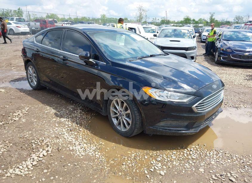 2017 Ford Fusion SE (VIN 3FA6P0HD9HR412593) main photo