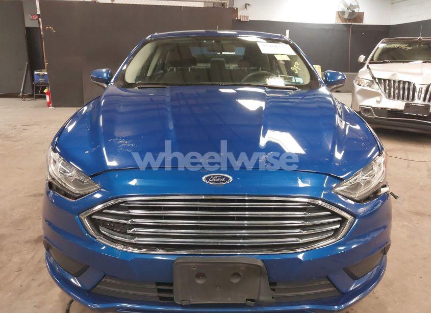 Photo 12 of 2018 Ford Fusion SE (VIN 3FA6P0HD9JR135143)