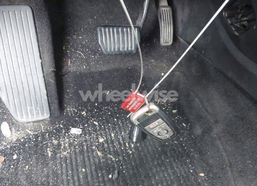 Photo 11 of 2018 Ford Fusion SE (VIN 3FA6P0HD9JR161175)