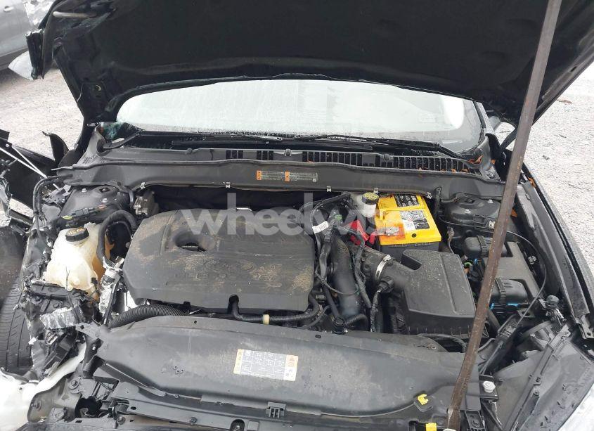 Photo 10 of 2018 Ford Fusion SE (VIN 3FA6P0HD9JR195794)