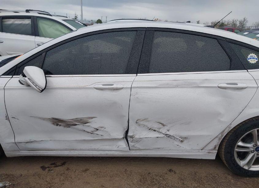 Photo 15 of 2018 Ford Fusion SE (VIN 3FA6P0HD9JR221133)