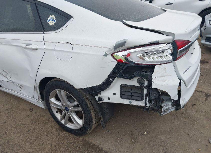 Photo 6 of 2018 Ford Fusion SE (VIN 3FA6P0HD9JR221133)