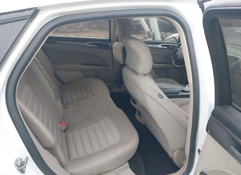 Photo 8 of 2018 Ford Fusion SE (VIN 3FA6P0HD9JR221133)