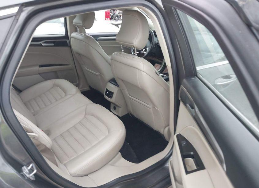 Photo 8 of 2018 Ford Fusion SE (VIN 3FA6P0HD9JR239065)