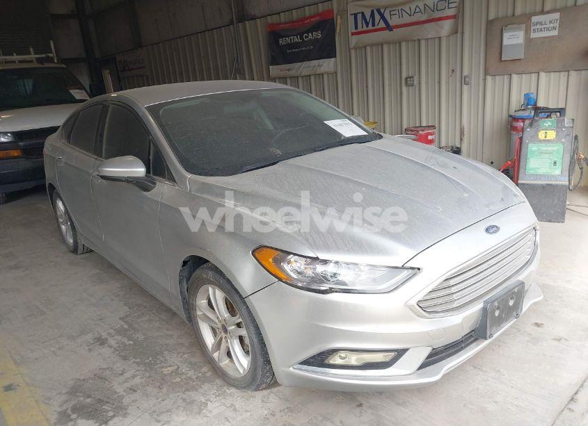 Photo 6 of 2018 Ford Fusion SE (VIN 3FA6P0HD9JR240118)