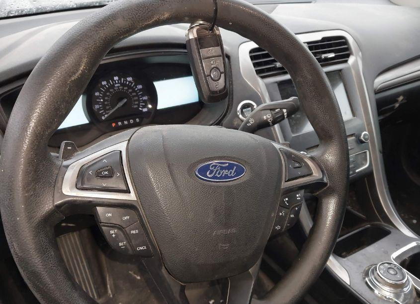 Photo 11 of 2018 Ford Fusion SE (VIN 3FA6P0HD9JR266394)