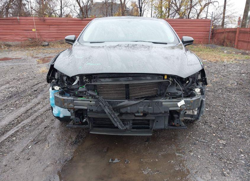 Photo 13 of 2018 Ford Fusion SE (VIN 3FA6P0HD9JR266394)