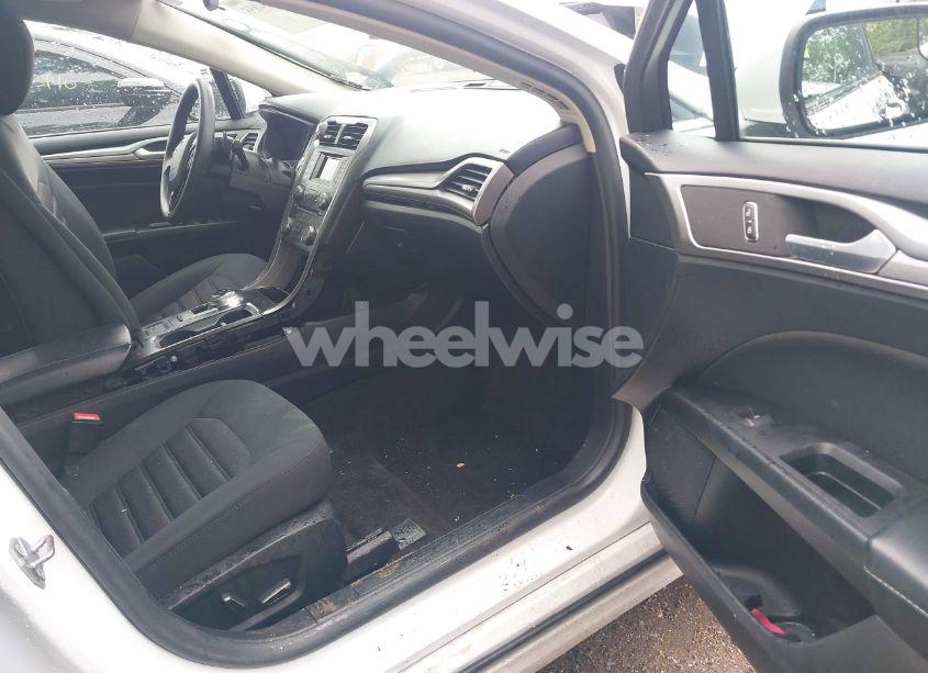 Photo 5 of 2018 Ford Fusion SE (VIN 3FA6P0HD9JR269974)