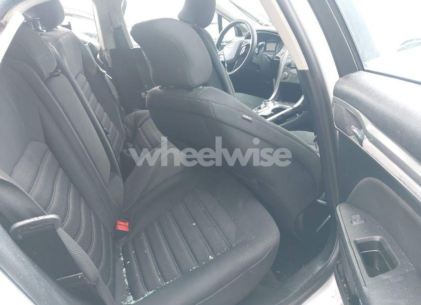 Photo 8 of 2018 Ford Fusion SE (VIN 3FA6P0HD9JR269974)