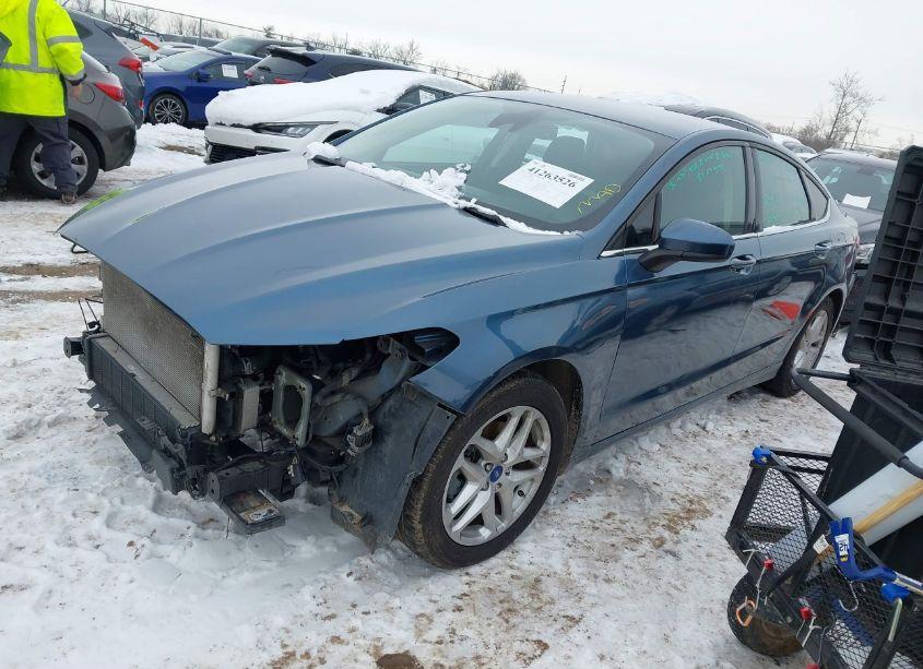 Photo 2 of 2019 Ford Fusion SE (VIN 3FA6P0HD9KR186112)