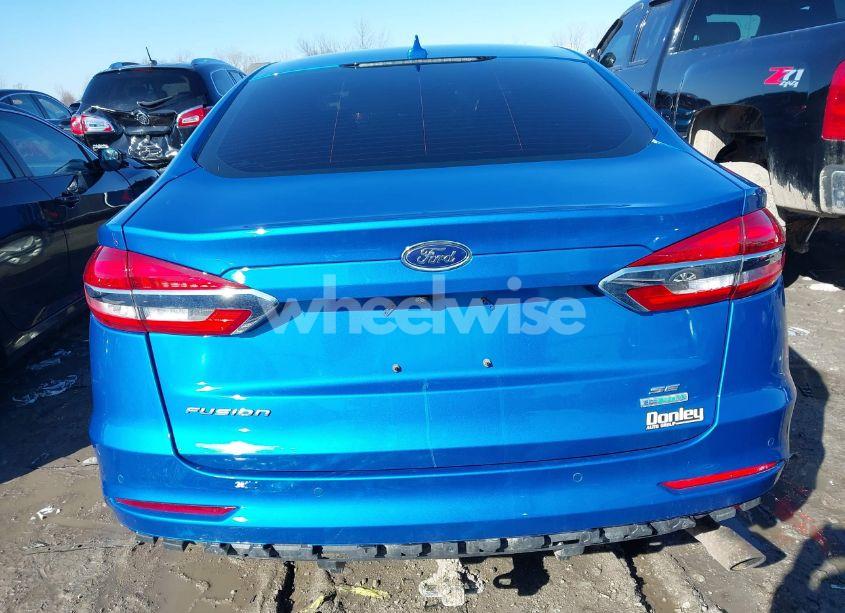 Photo 16 of 2019 Ford Fusion SE (VIN 3FA6P0HD9KR195778)