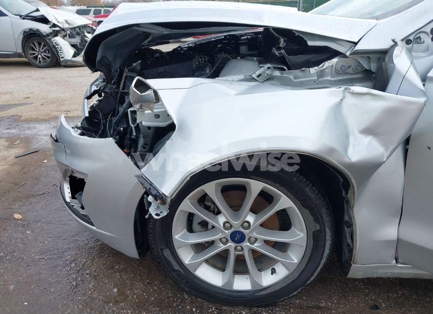 Photo 6 of 2019 Ford Fusion SE (VIN 3FA6P0HD9KR229945)