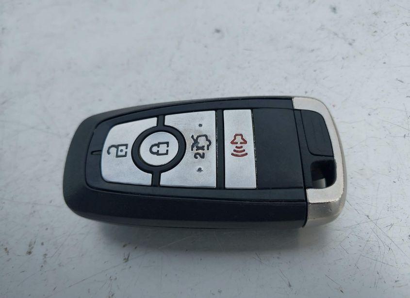 Photo 11 of 2020 Ford Fusion SE (VIN 3FA6P0HD9LR103649)