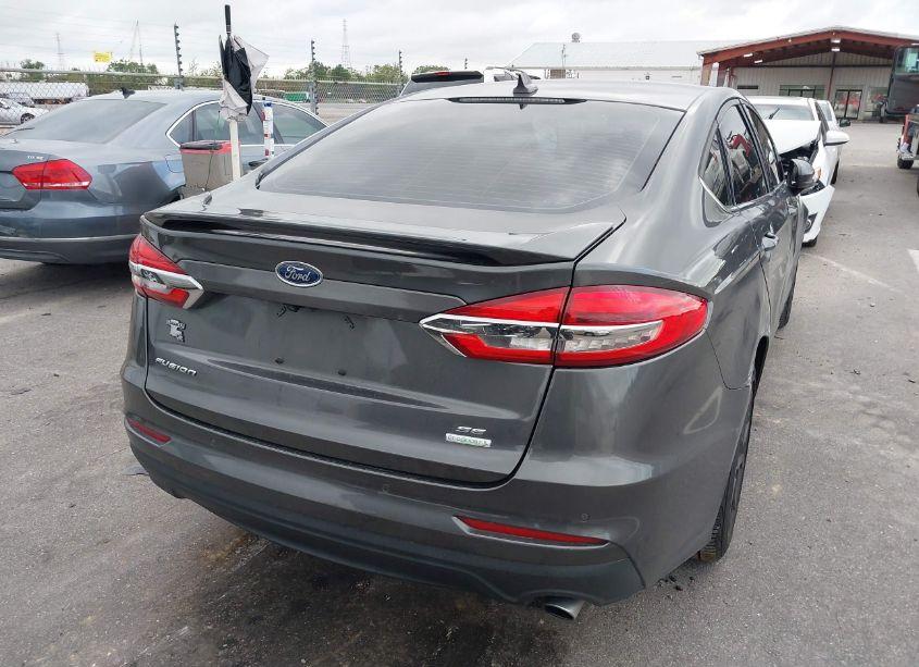 Photo 16 of 2020 Ford Fusion SE (VIN 3FA6P0HD9LR103649)