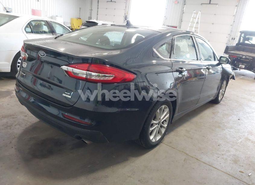 Photo 4 of 2020 Ford Fusion SE (VIN 3FA6P0HD9LR149787)